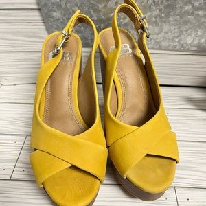 Only worn once. Pair of Gianni Bini heeled sandals. Women’s size 6.5 US